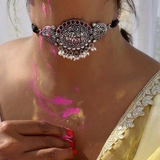 Gayatri Filigree Work Choker