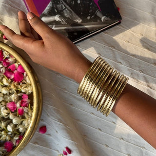 Sunehri Bangles (Set of 6 Bangles) | Chandi Ki Baarish 2024
