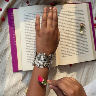 Zahira Silver Wrist Cuff | Chandi Ki Baarish 2024