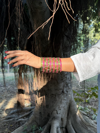Gulaabi aur Hariyali ki Jodi (set of 12) | Pink & Green Stone Studded Glass Bangles