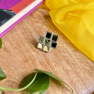 Chamakte Rahiye Ring