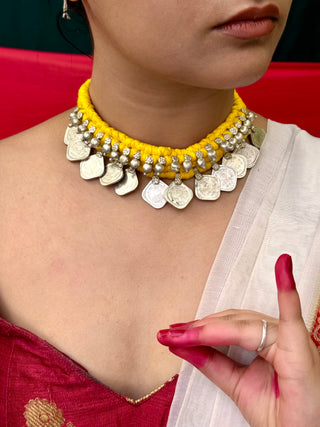 Amodita Coin Choker with Yellow Threads