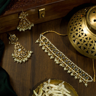 Lajwanti Necklace Set With Maangtika