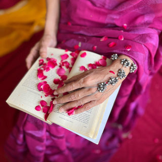 Ghoonghroo Wala Haathphool