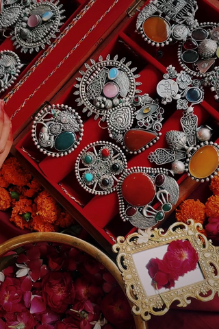 Mukhtalif - The One of a Kind Rings & Wristcuffs Drop.