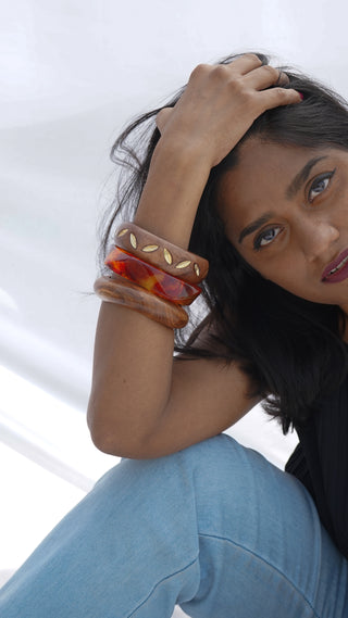 Ritasha | Vintage Wooden & Resin Bangle Stack