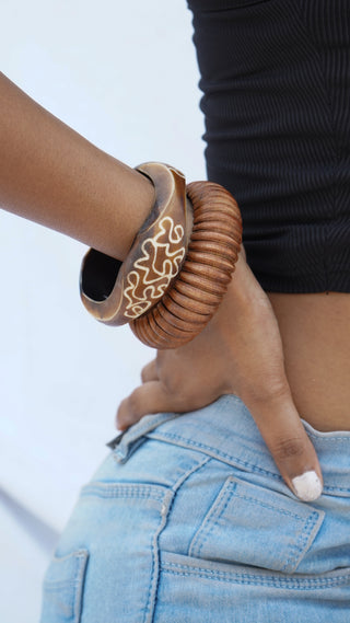 Rahana  | Vintage Wooden & Resin Bangle Stack