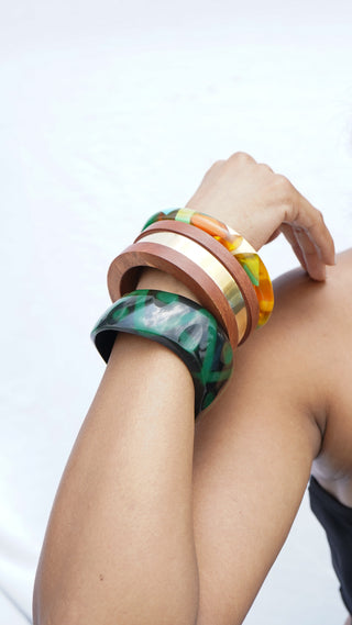 Layla | Vintage Wooden & Resin Bangle Stack