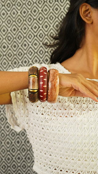 Ritasha | Vintage Wooden & Resin Bangle Stack