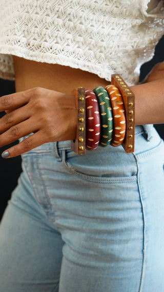Jamila | Vintage Wooden & Resin Bangle Stack
