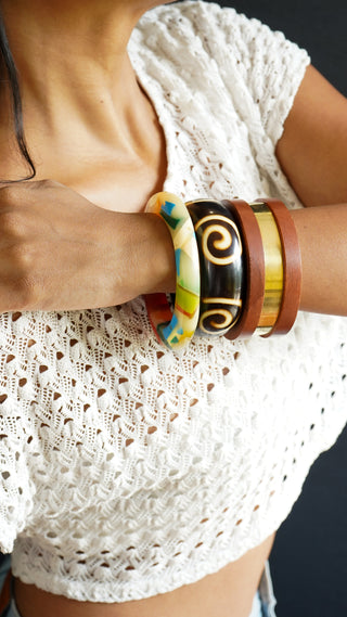 Rahana  | Vintage Wooden & Resin Bangle Stack