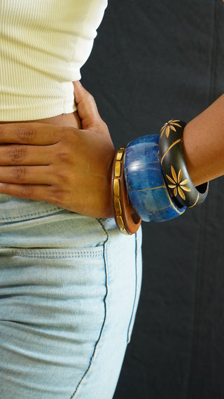 Zarkat  | Vintage Wooden & Resin Bangle Stack
