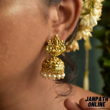 Load image into Gallery viewer, Sriya | Temple Style Earrings | Abhushanam
