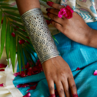 Jharokhe Jaisa Kada | Traditional Statement Arm Cuff | Shiuli - Chandi Ki Baarish