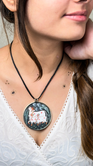 Nandishaam Pichwai Pendant | Tasveeron Wale Haar