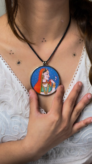 Ranisa Pichwai Pendant | Tasveeron Wale Haar