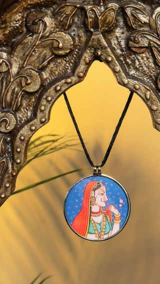 Ranisa Pichwai Pendant | Tasveeron Wale Haar
