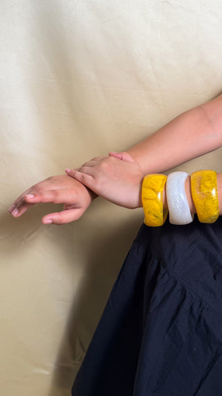 Tuba | Vintage Wooden & Resin Bangle Stack