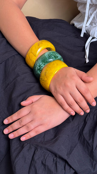 Anaida | Vintage Wooden & Resin Bangle Stack