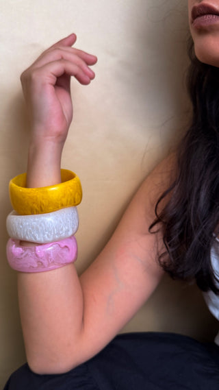 Beena | Vintage Wooden & Resin Bangle Stack