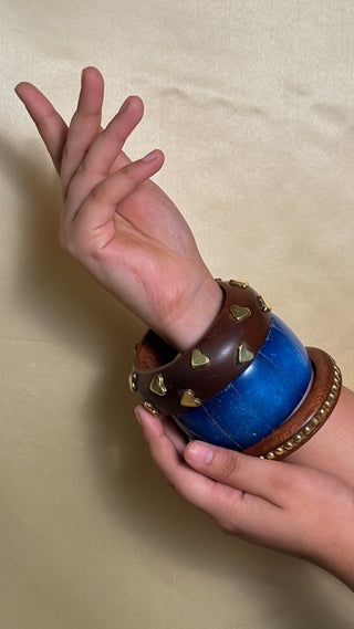 Sara | Vintage Wooden & Resin Bangle Stack