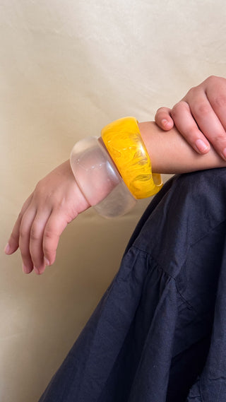 Ritasha | Vintage Wooden & Resin Bangle Stack