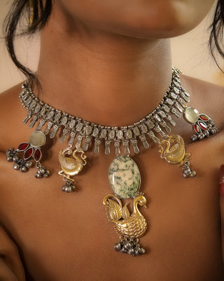 Sona | One of a Kind Kohlapuri Necklace with Mukhtalif Stones