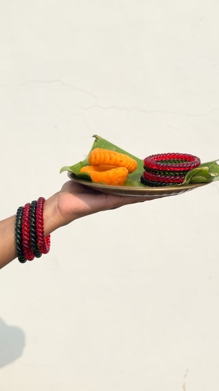 Laal-Hara Jalebi Stack | Red & Green Jalebi Bangles
