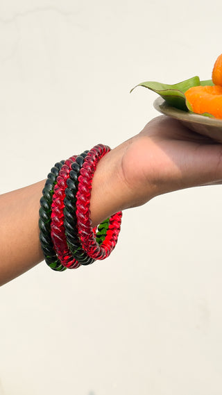 Laal-Hara Jalebi Stack | Red & Green Jalebi Bangles