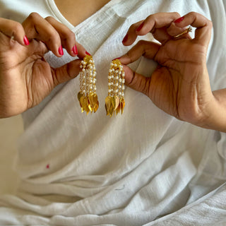 Motiyon Ki Ladi aur Jhumke | Multi Layered Pearl and Earrings Set | Shringaar