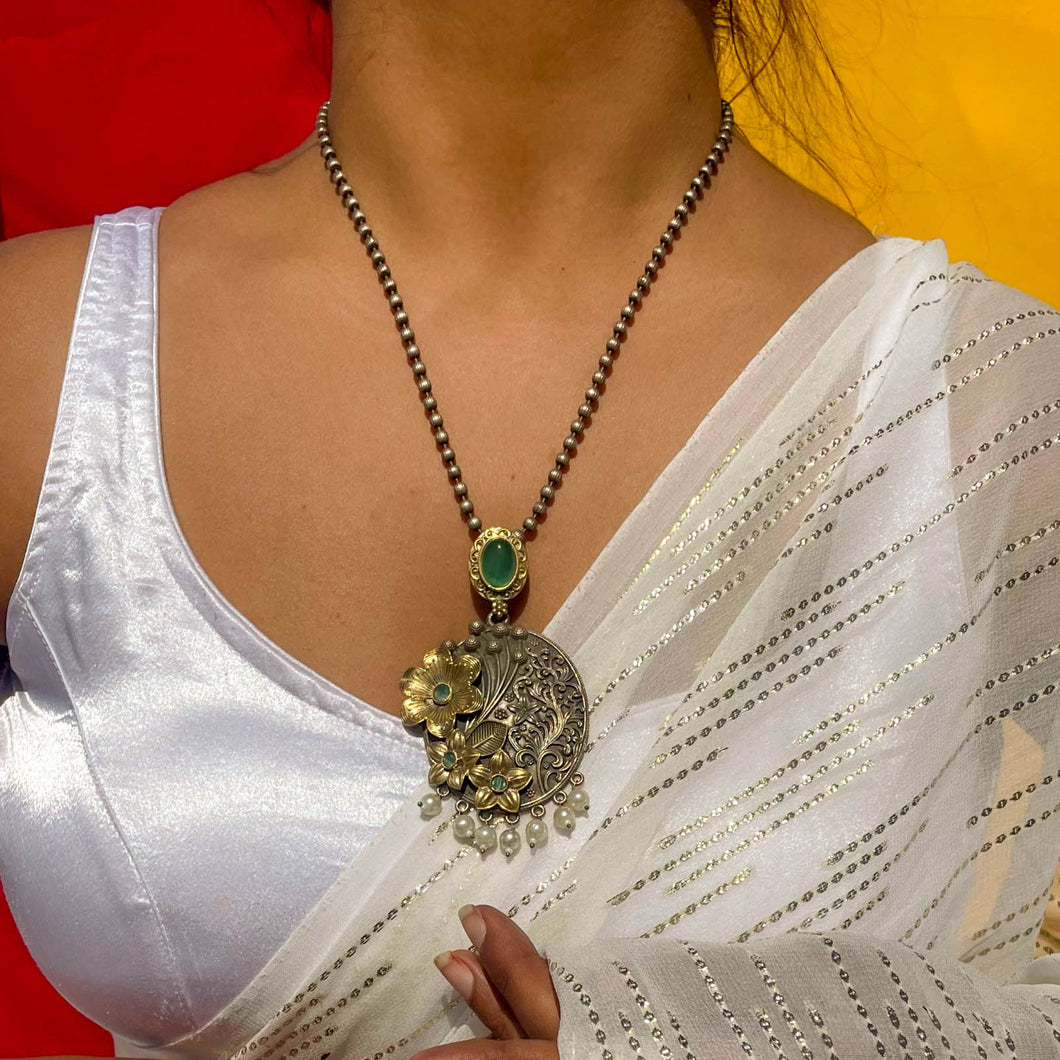 Arundhatī Stone Work Pendant with Earrings | Ganga Jamuna | One of A Kind Choker