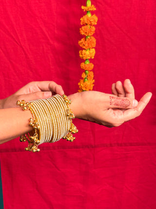Moti Ke Ghungroo | Pearl with Gold Dust Bangles with Ghungroo Pair