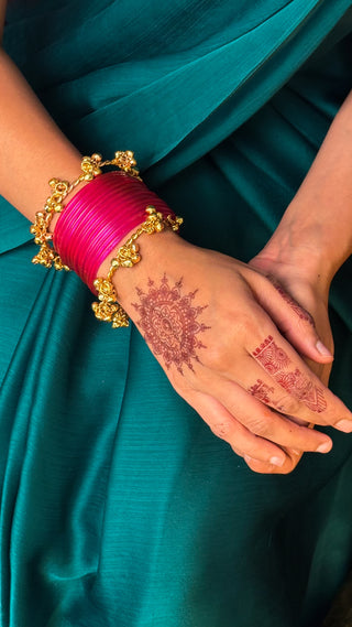 Rani Nazakat Choodiyan with Kashmiri Ghunghroo Choodiyan