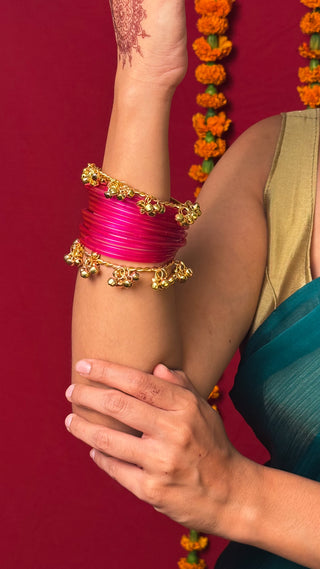 Rani Nazakat Choodiyan with Kashmiri Ghunghroo Choodiyan