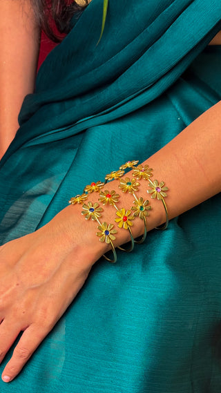 Phoolmala Choodiyan | Gold Hued Stone Ajustable Bracelet