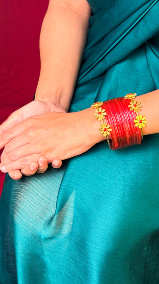 khubani  Nazakat Choodiyan with Laal Phoolmala Stack