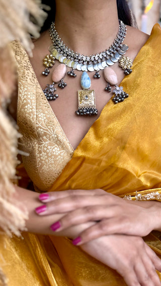 Hina | One of a Kind Kohlapuri Necklace with Mukhtalif Stones