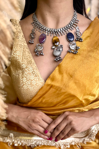 Rina | One of a Kind Kohlapuri Necklace with Mukhtalif Stones