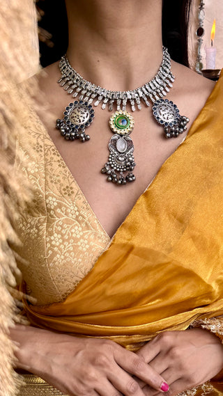 Morpankhi | One of a Kind Kohlapuri Necklace with Mukhtalif Stones