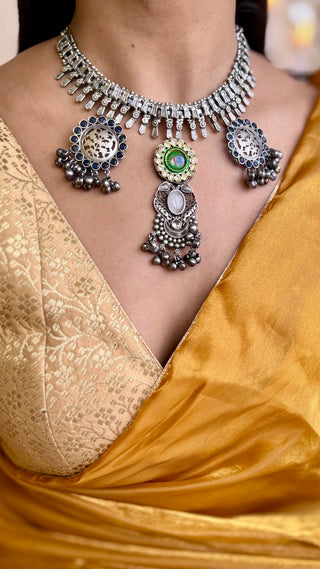 Morpankhi | One of a Kind Kohlapuri Necklace with Mukhtalif Stones
