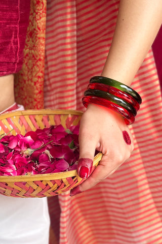 Laal aur Hariyaali Stack | Pairs of Red & Green Crystal Cut Bangles