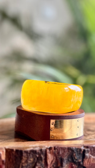The Sunshine Pair | Vintage Wooden & Resin Bangle Stack