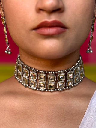 The Sheesh Mirrorwork Choker wih Earrings