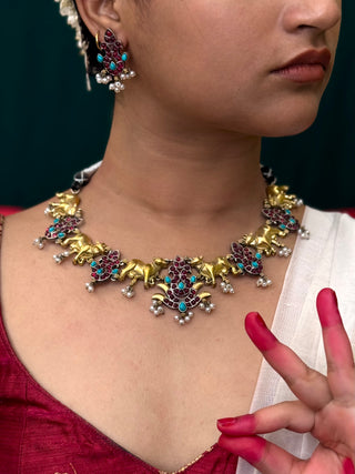 Nandi Aur Chamakte Sitaare - Red & Turquoise Stones