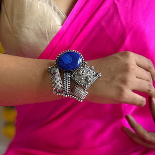 Rachita - The Statement One of a Kind Wristcuff | Mukhtalif August '24