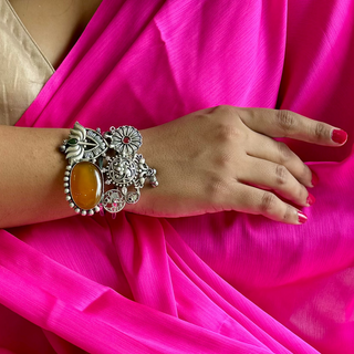 Jagrati - The Statement One of a Kind Wristcuff | Mukhtalif August '24