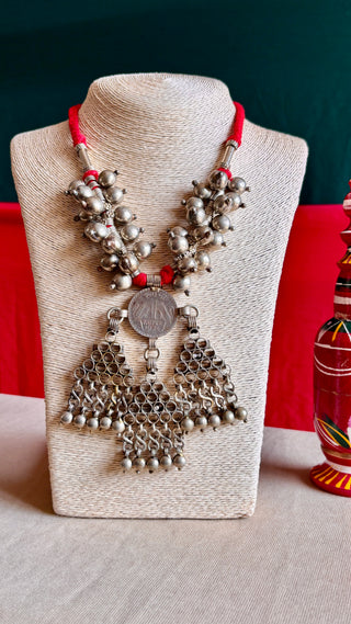 The Gauri Lambani Necklace with Red Threads