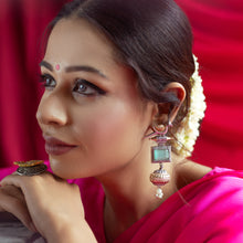 Load image into Gallery viewer, Shabana Pearl Drop Earrings
