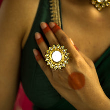 Load image into Gallery viewer, Janki | Flower Style Kundan Ring | Kanak ~ Kundan for Teej
