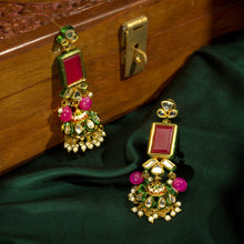 Load image into Gallery viewer, Saraswati | Square Kundan Earrings with Jhumki Finish | Kanak ~ Kundan for Teej
